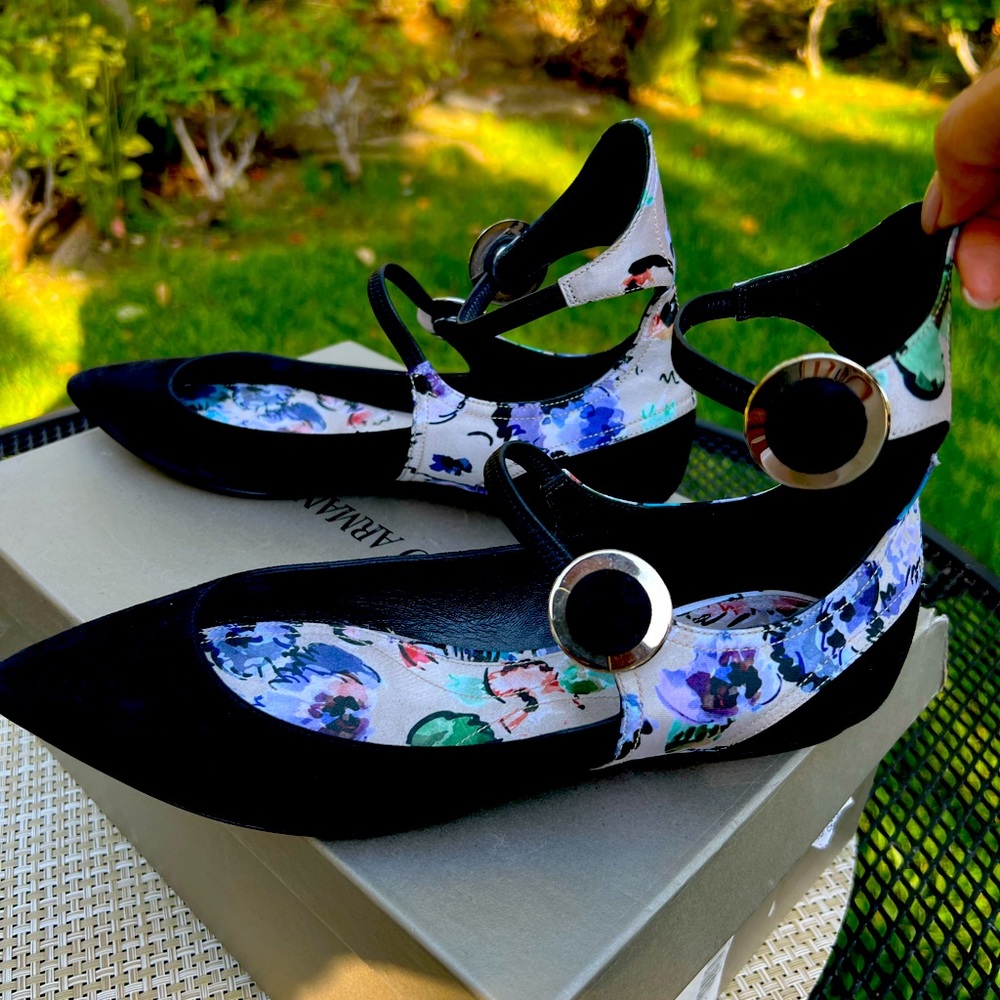 Giorgio Armani flats